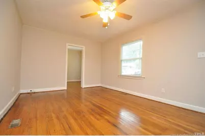 323 E Park Street, Cary, NC 27511 - Photo 6
