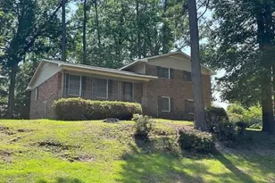 1711 Tryon Dr, Fayetteville, NC 28303 - Photo 10