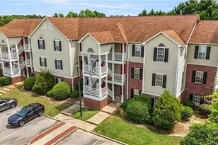380 Bubble Creek Ct, Fayetteville, NC 28311 - Photo 2