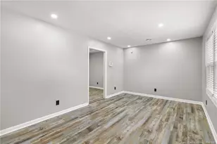 1719 Merry Oaks Dr, Fayetteville, NC 28304 - Photo 8