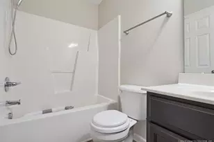 2513 Gardner Park Dr, Fayetteville, NC 28304 - Photo 32