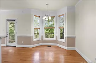 736 Kensington Park Rd, Fayetteville, NC 28311 - Photo 18