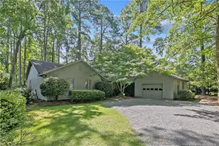 218 Queensberry Dr, Fayetteville, NC 28303 - Photo 1