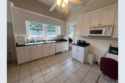512 Sunset Avenue, Clinton, NC 28303 - Photo 14