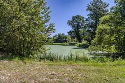 602 E Gertrude Street, Fairmont, NC 28340 - Photo 4