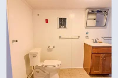 602 E Gertrude Street, Fairmont, NC 28340 - Photo 12