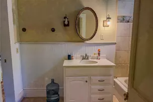 602 E Gertrude St, Fairmont, NC 28340 - Photo 14