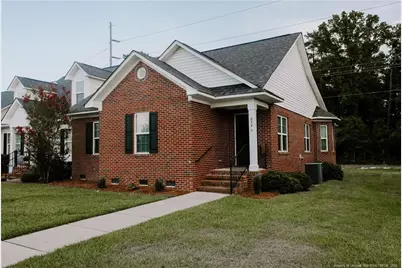 674 W Amberdale Circle, Lumberton, NC 28358 - Photo 2