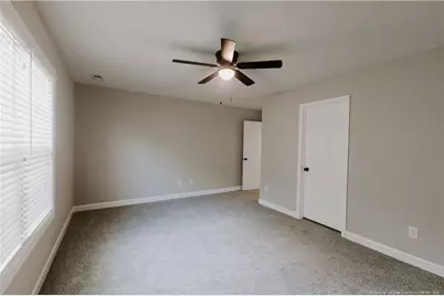 674 W Amberdale Circle, Lumberton, NC 28358 - Photo 12