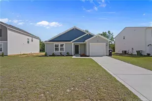 250 Melbourne Dr, Raeford, NC 28376 - Photo 2