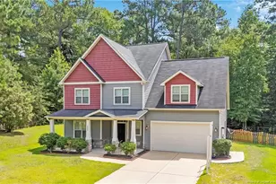 105 Birdsong Ct, Aberdeen, NC 28315 - Photo 2
