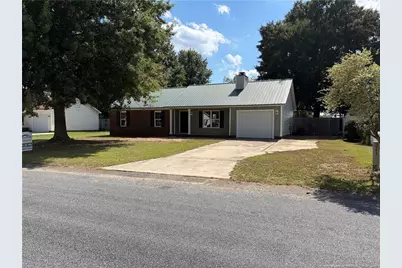 401 Northwoods Drive, Raeford, NC 28376 - Photo 2
