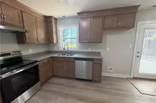 401 Northwoods Dr, Raeford, NC 28376 - Photo 6