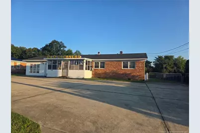 712 E Country Club Drive NW, Fayetteville, NC 28301 - Photo 2