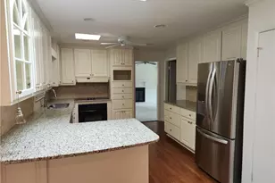 1810 Pugh St, Fayetteville, NC 28305 - Photo 4