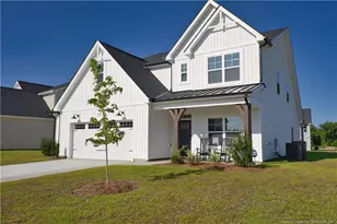 228 Tulip Oak Dr, Raeford, NC 28376 - Photo 2