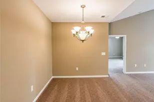 2645 McArthur Landing Cir, Fayetteville, NC 28311 - Photo 6