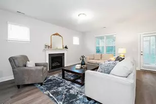 1425 Queen Trigger Dr, Fuquay-Varina, NC 27526 - Photo 6
