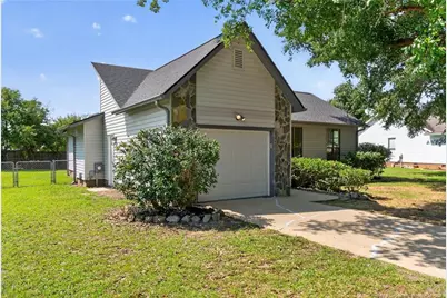 7109 Canary Drive, Fayetteville, NC 28314 - Photo 2