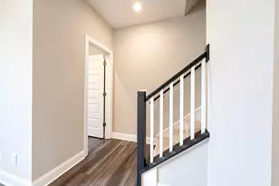 1242 Coach Sta Aly, Raleigh, NC 27601 - Photo 4