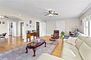 102 Scarborough St, Spring Lake, NC 28390 - Photo 6