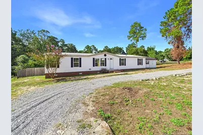 142 Castle, Sanford, NC 27332 - Photo 2