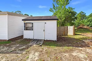 142 Castle, Sanford, NC 27332 - Photo 36