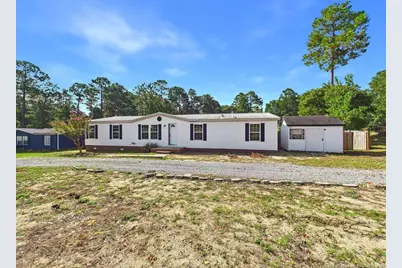 142 Castle, Sanford, NC 27332 - Photo 4