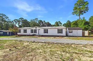 142 Castle, Sanford, NC 27332 - Photo 4