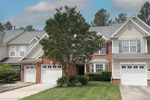 9506 Dellbrook Ct, Raleigh, NC 27617 - Photo 2