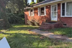 2829 Brookhaven Dr, Sanford, NC 27330 - Photo 1