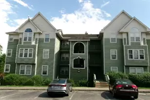 942 Stewarts Creek Dr, Fayetteville, NC 28314 - Photo 2