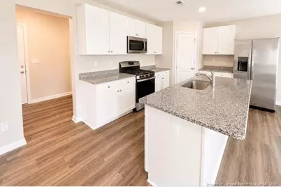 4032 Shire Street, Hope Mills, NC 28348 - Photo 6