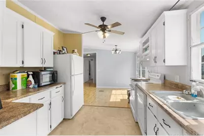 4205 Abbott Lane, Fayetteville, NC 28312 - Photo 12