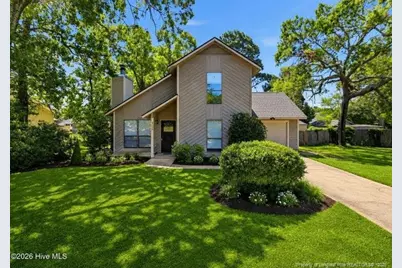 5719 Trevino Street, Hope Mills, NC 28348 - Photo 2