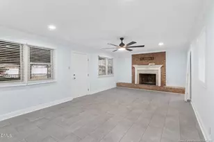 513 Maxine St, Fayetteville, NC 28303 - Photo 12