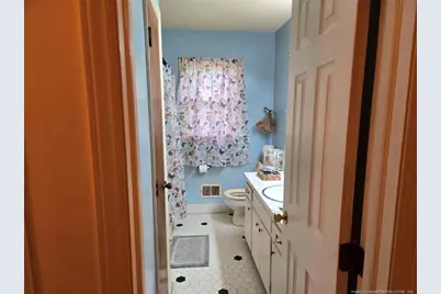 5209 Sedgefield Drive, Raleigh, NC 27609 - Photo 26