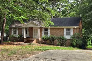 5209 Sedgefield Dr, Raleigh, NC 27609 - Photo 2