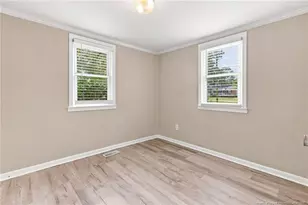 604 Calhoun St, Clinton, NC 28328 - Photo 6