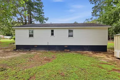 604 Calhoun Street, Clinton, NC 28328 - Photo 2