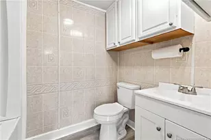 604 Calhoun St, Clinton, NC 28328 - Photo 10