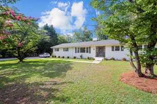 211 Stacy Weaver Dr, Fayetteville, NC 28311 - Photo 2