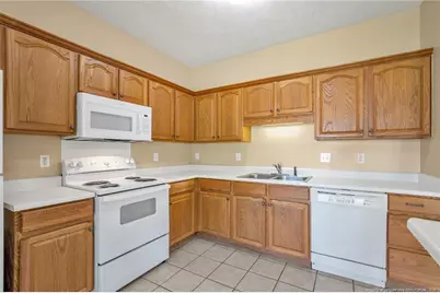 1532 Laurel Oak Drive, Fayetteville, NC 28314 - Photo 12