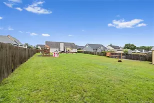 172 Walden Green Dr, Raeford, NC 28376 - Photo 26