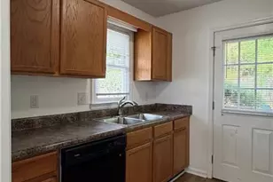 3019 Copenhagen Dr, Fayetteville, NC 28301 - Photo 6