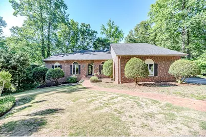 758 Turnbury Court, Sanford, NC 27332 - Photo 2