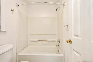 7010 Medway Ct, Fayetteville, NC 28306 - Photo 18