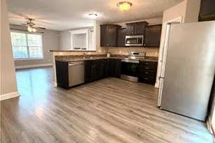 2110 Queen Elizabeth Ln, Hope Mills, NC 28348 - Photo 8