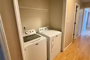 518 S Main St, Broadway, NC 27505 - Photo 14