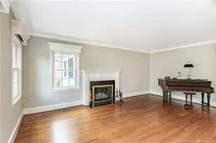 308 Valley Rd, Fayetteville, NC 28305 - Photo 6